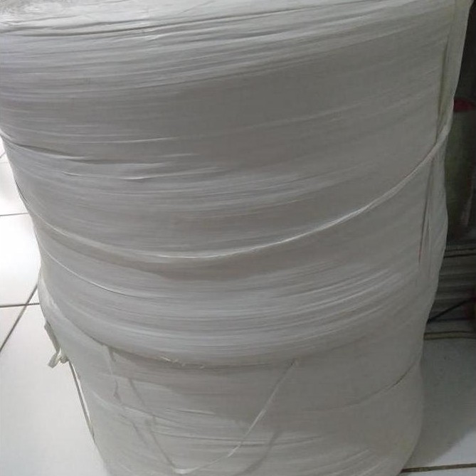 Tali Plastik Rafia Putih 5 Kg GJ