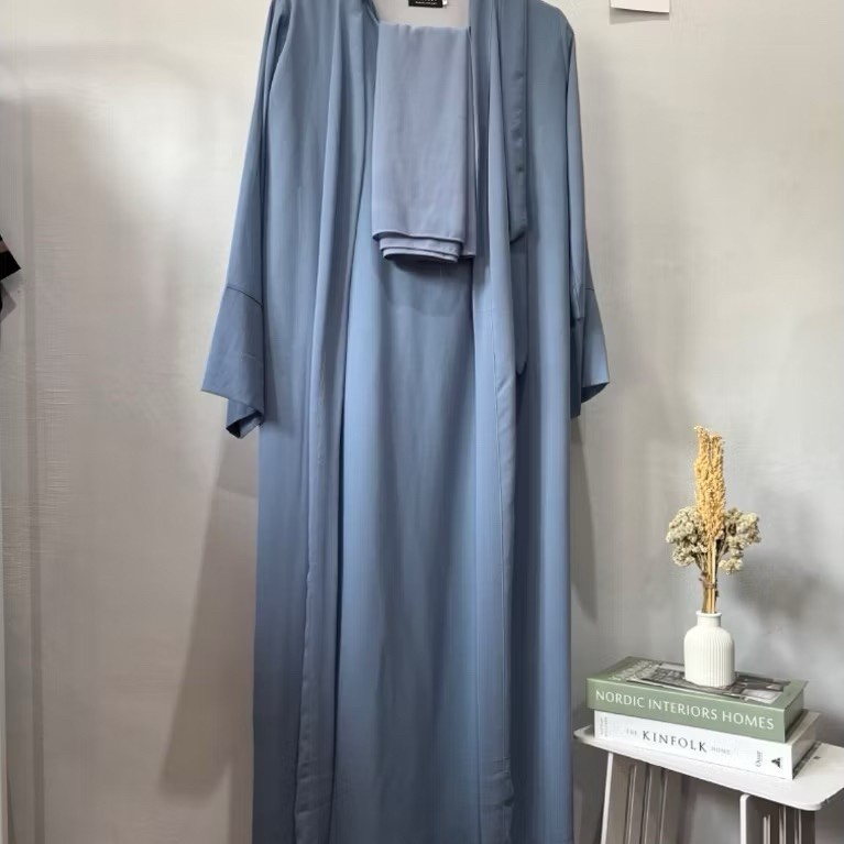 ZEHRA ABAYA HIMOSLY