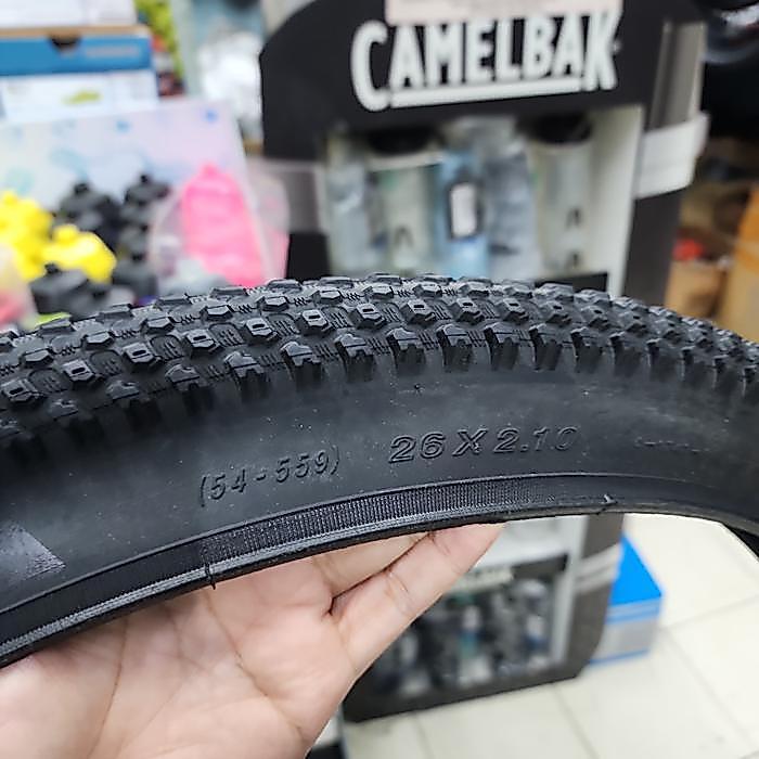 mo CST tire Ban luar 26 x 210 Jack Rabbit CST Wired