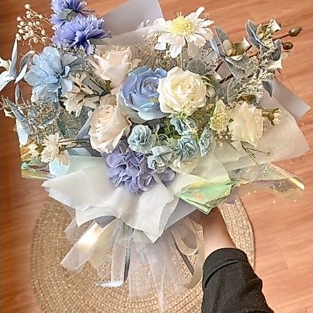 ARTIFICIAL SIGNATURE BOUQUET / Bunga Plastik / Bucket Bunga