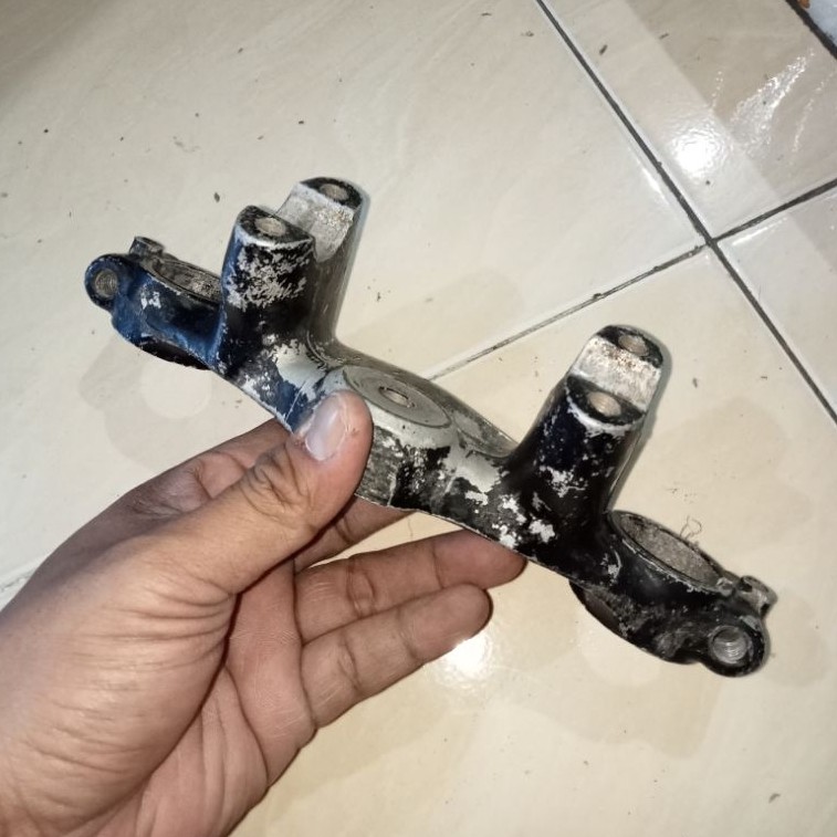 Segitiga T Atas Suzuki Ts125 TS 125 original copotan