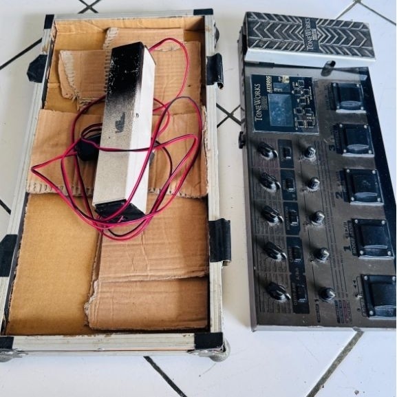 KORG AX 1500