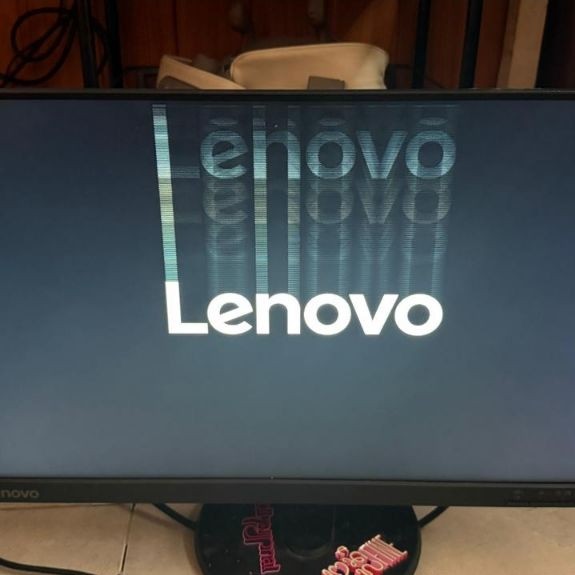 Monitor lenovo 24 inc minus