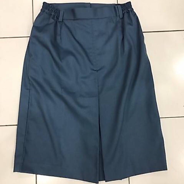 Rok SMA span Pendek bahan drill Abu , putih , coklat Seragam New Pratama