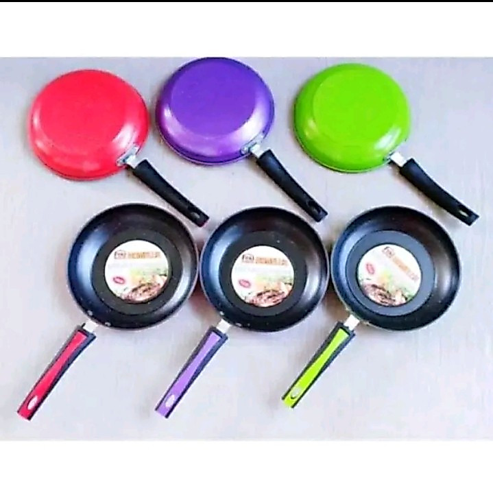 Teflon Anti Lengket Fry Pan Enamel warna 24cm