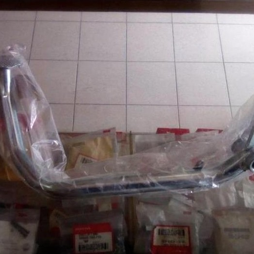 46500 Ktl 740 Pedal Rem Belakang Pedal Comp Brake New Supra Fit Revo Original Dan Terpercaya