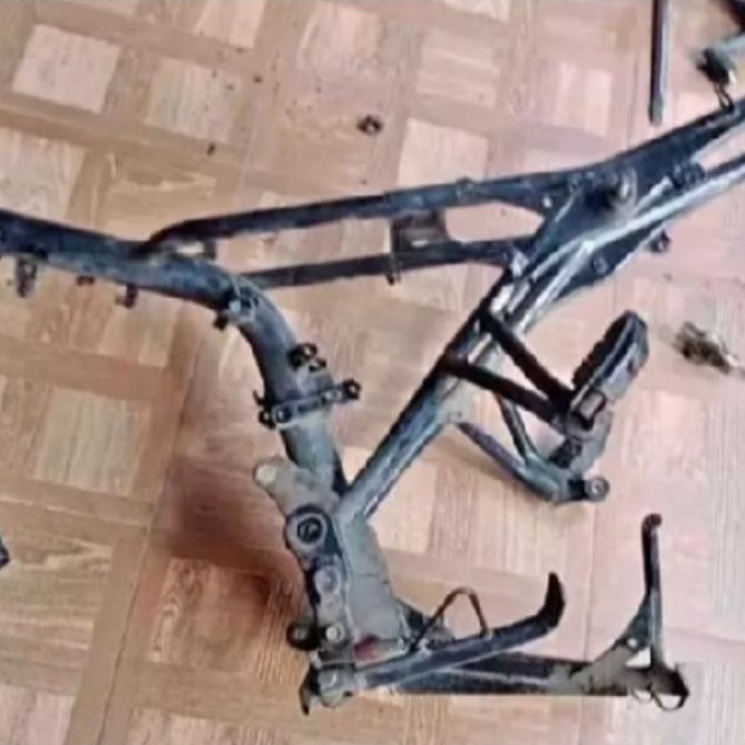 rangka batangan honda CBR old asli original masih bagus