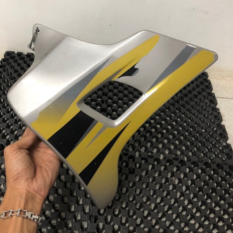 Sayap Shroud Ninja R KIS Ninja R lama Body cover Radiator Ninja R lama ORIGINAL COPOTAN bagian kiri