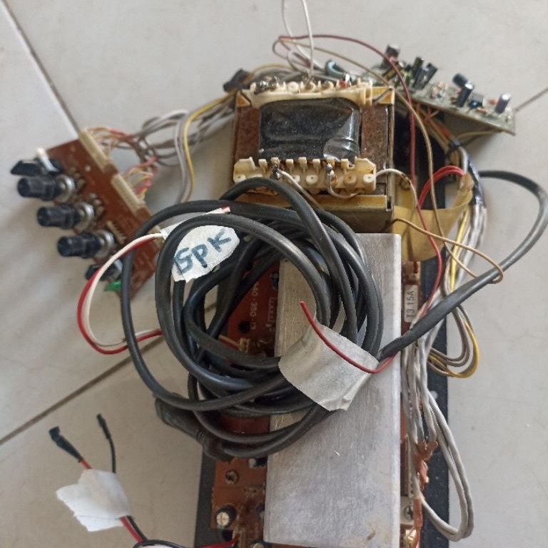 mesin speaker aktif Sony non bluetooth