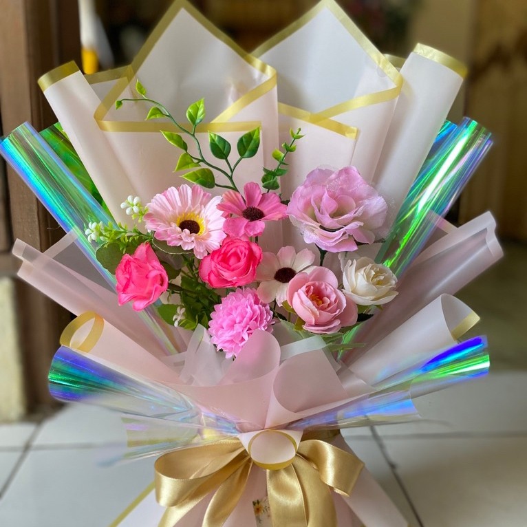 buket bunga artificial bouquet bucket bunga wisuda perpisahan ulang tahun anniversarry bunga kering 