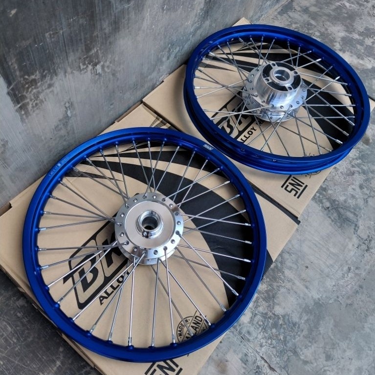 VELG SET RING 17 PNP SUPRA X 125 DD