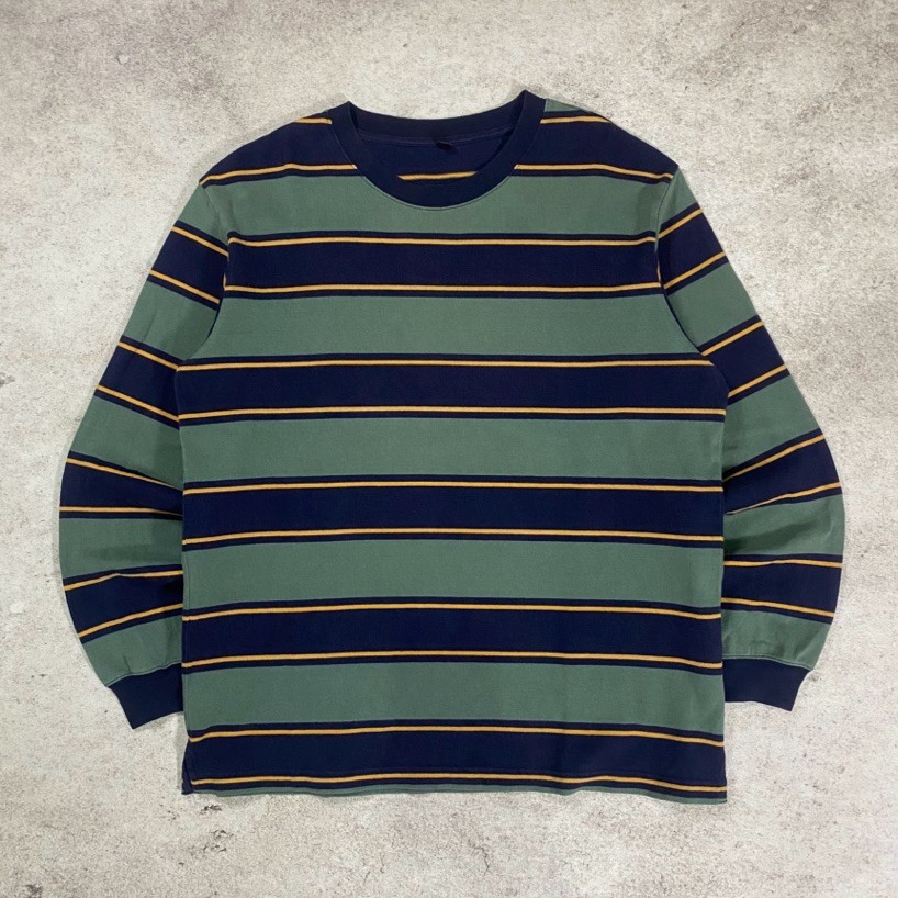 Uniqlo Longslevee Salur Iqbal green second