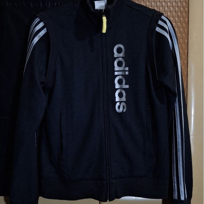 Track Top / Jacket Training / Olahraga Adidas - Bekas Second