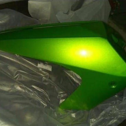 SPAKBOR SLEBOR DEPAN KAWASAKI ZX 130 ZX130 HIJAU METALIK ORIGINAL BESTSELLER