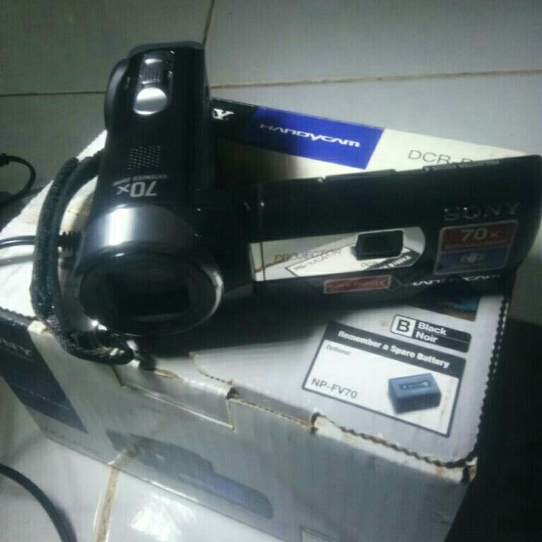 HANDYCAM SONY DCR-PJ6E