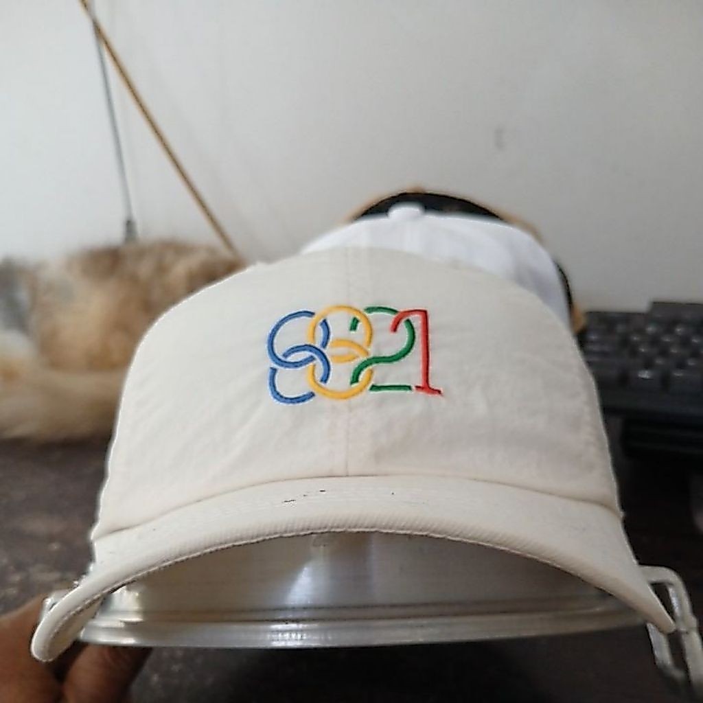 Topi outdoor running bahan parasut tektur logo bordir warna broken White PRO SPECS  second Original 
