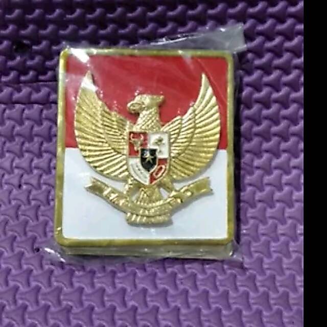 Peneng plat mobil logo GARUDA