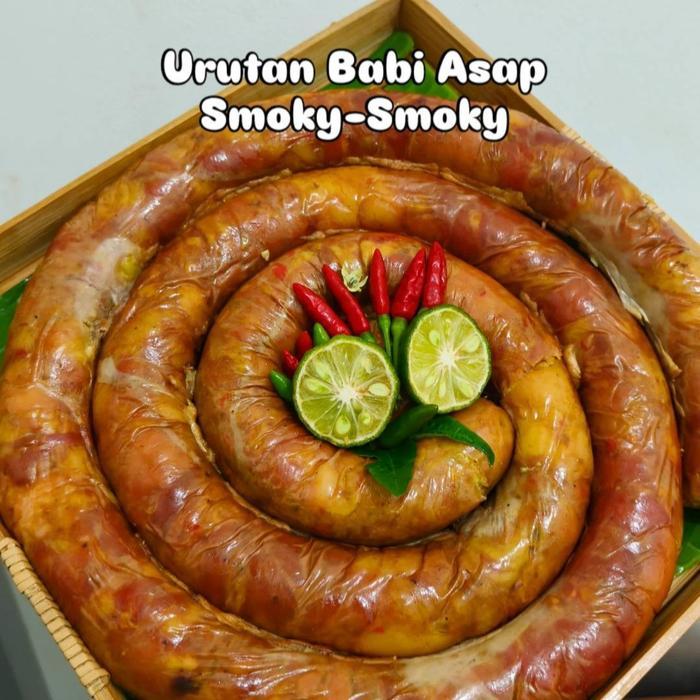 Urutan Babi Asap Smoky Smoky/ sosis bali/daging babi/B2/bisa kirim luar bali/tahan 7 hari dalam perj