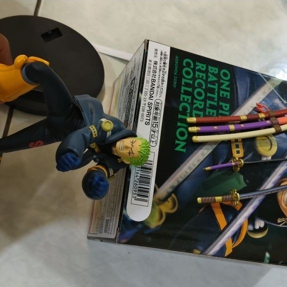 Battle Records zoro eghead bib mulus