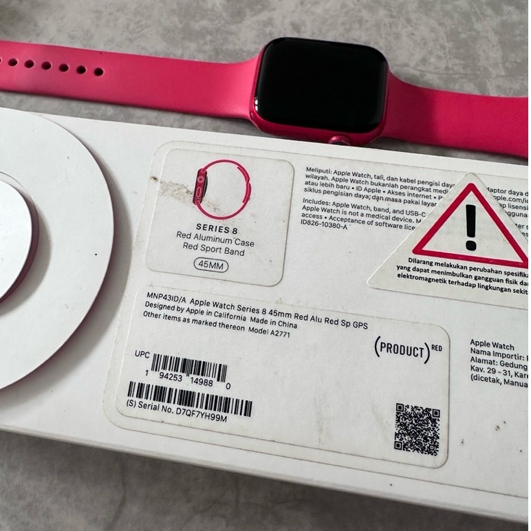 Preloved Apple Watch Series 8 Merah