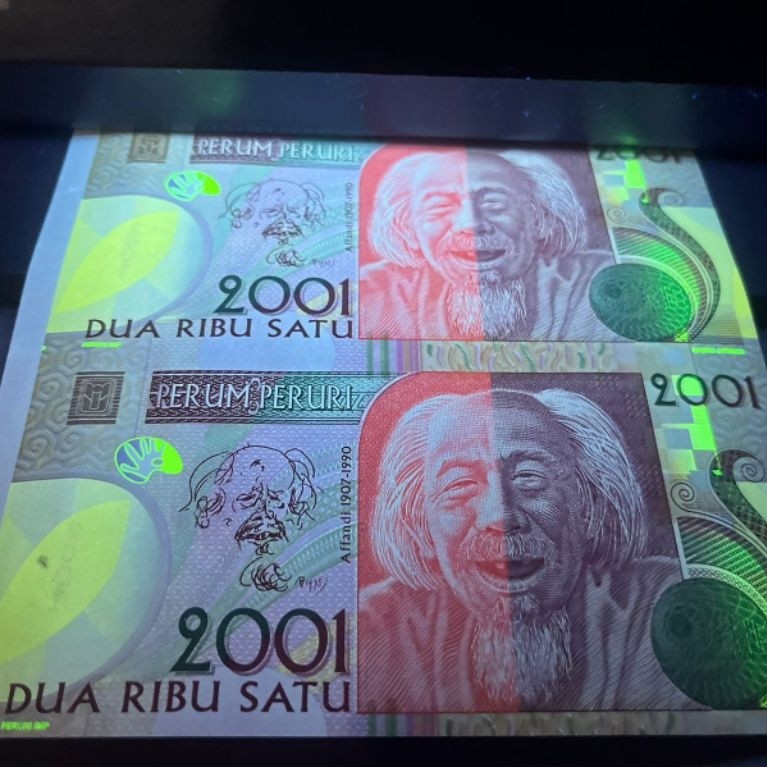 Uang uncut atau uang bersambung 2x testnote peruri affandi 2001 asli