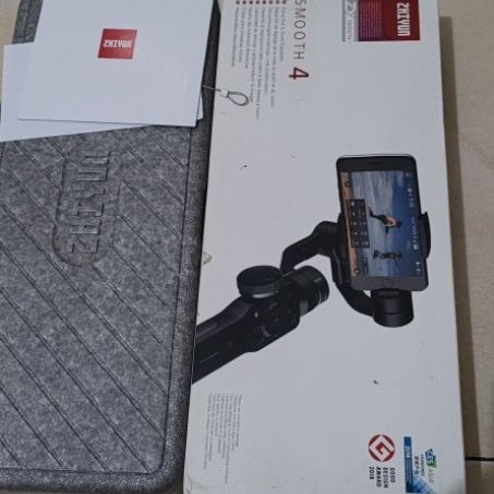 zhiyun smooth 4