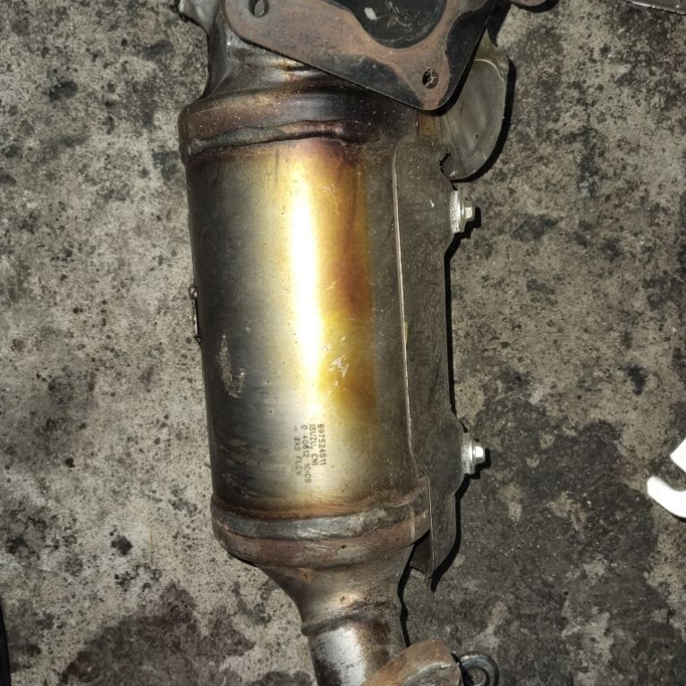 Katalis knalpot TRAGA EURO 4 ORI ISUZU