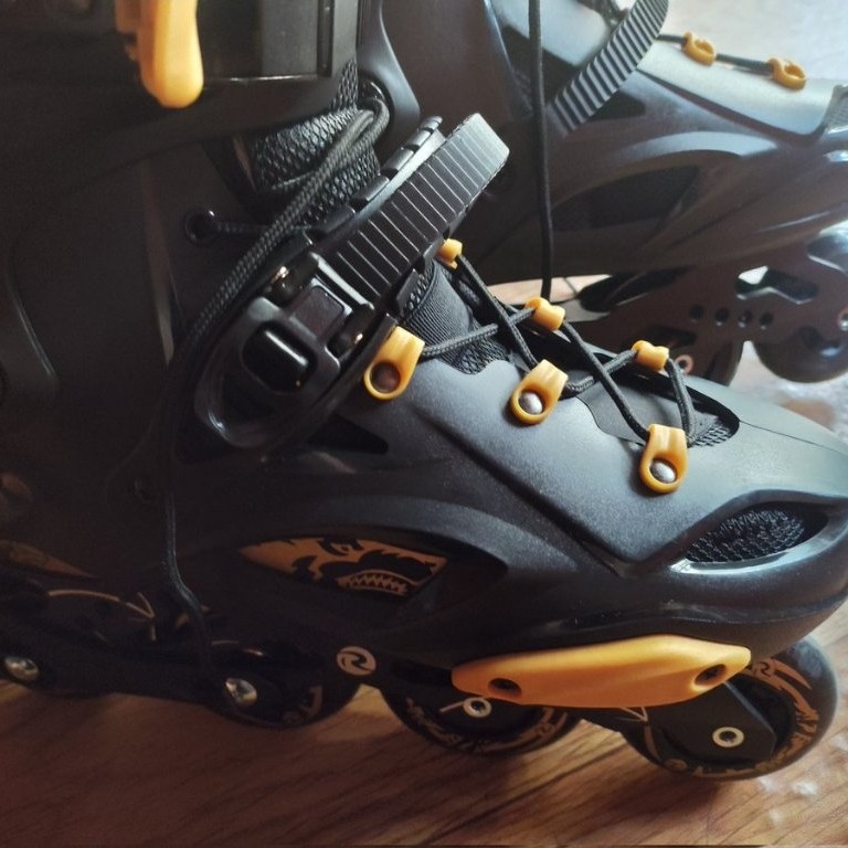SECOND Roselle Inline Roller Skate ukuran 44 Sepatu Roda