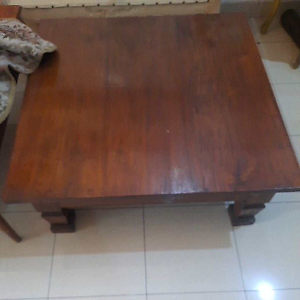meja jati tua bujur sangkar