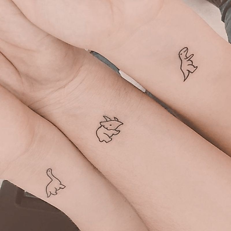 Tato Basic Tahan 5-7 Hari Tato Temporer dinosaurus Tato dino Tato minimalis Tato 1 set Stiker Tato M