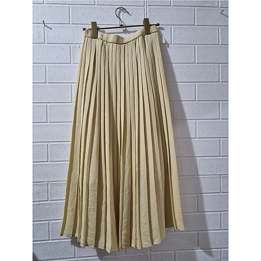 Rok plisket rapi uniqlo
