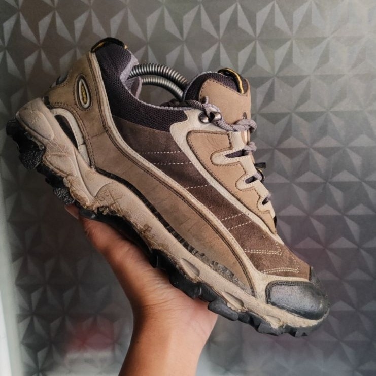 sepatu gunung outdoor sz 43 second bekas preloved