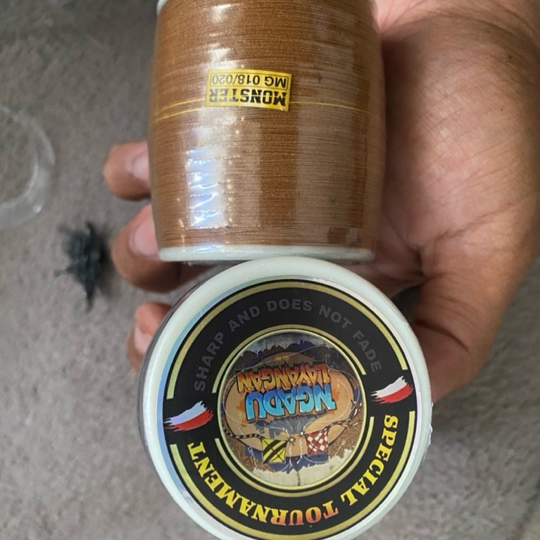 gelasan matot bahan gold monster uk 0.18