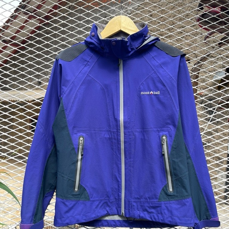 OUTDOOR JACKET MONTBELL