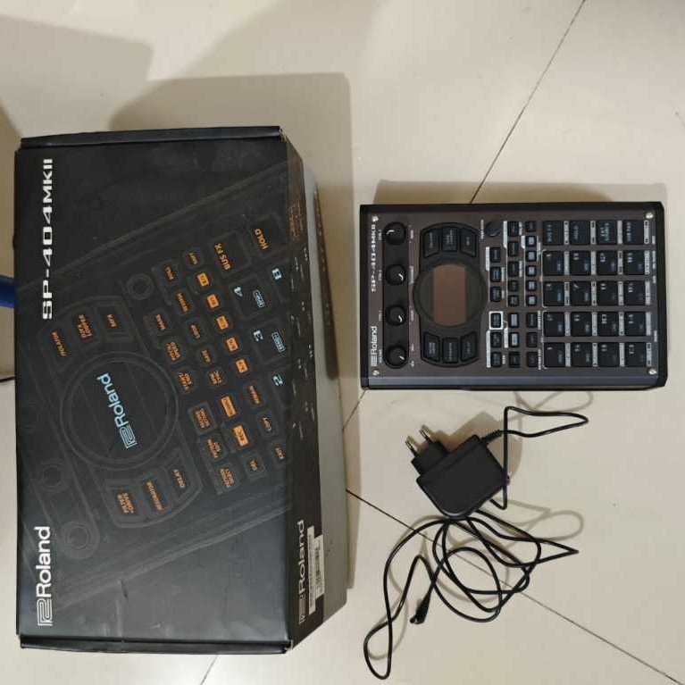 Roland SP-404MKII Creative Sampler & Effector