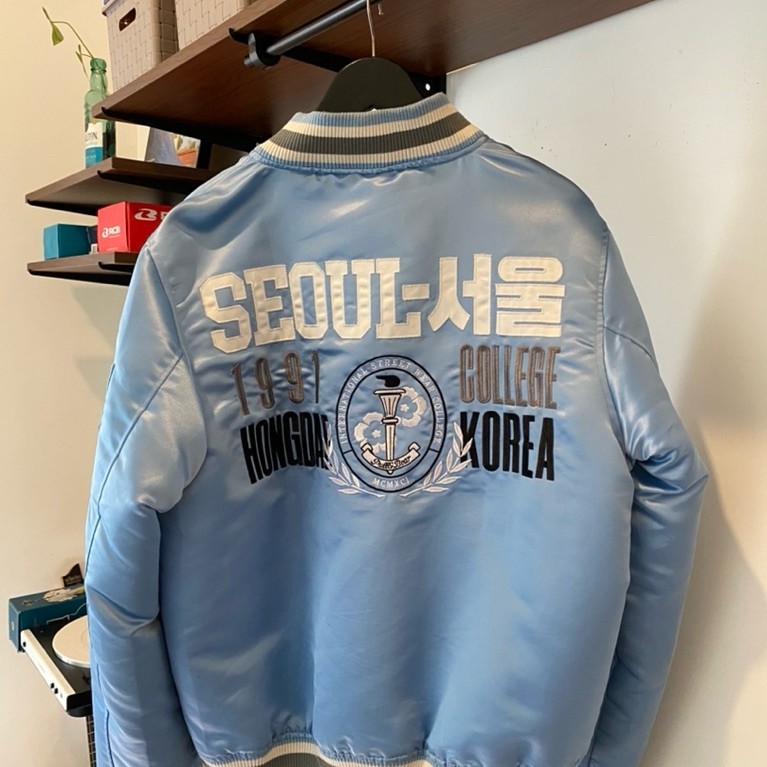 pull and bear varsity