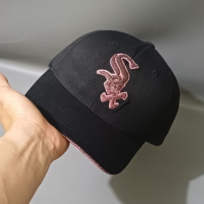 topi MLB second