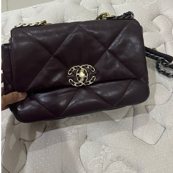 C19 burgundy maroon bag (kulit asli) chanel19 sling bag