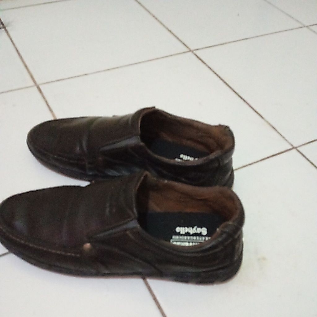 sepatu kulit original second size 38-39.slip-on