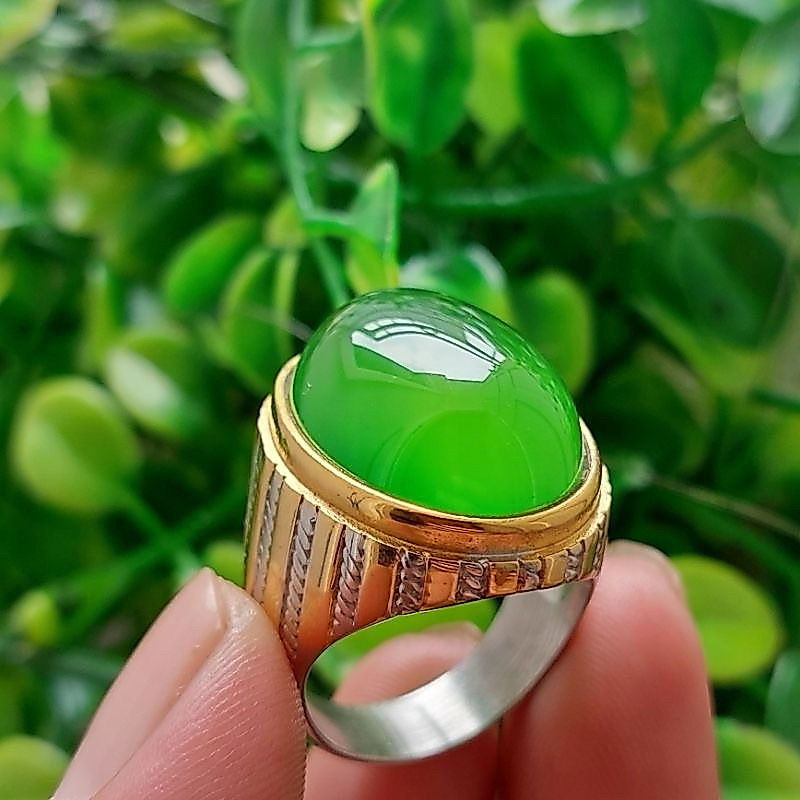 Batu akik/Batu cincin Hijau Garut Ring Tanam Titanium super Crystal