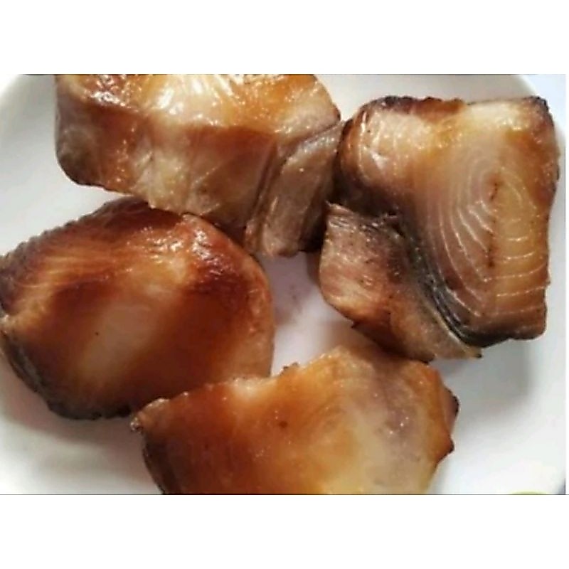 IKAN ASAP ATAU IKAN CUCUT PER BUAH / JAMIN SEGAR