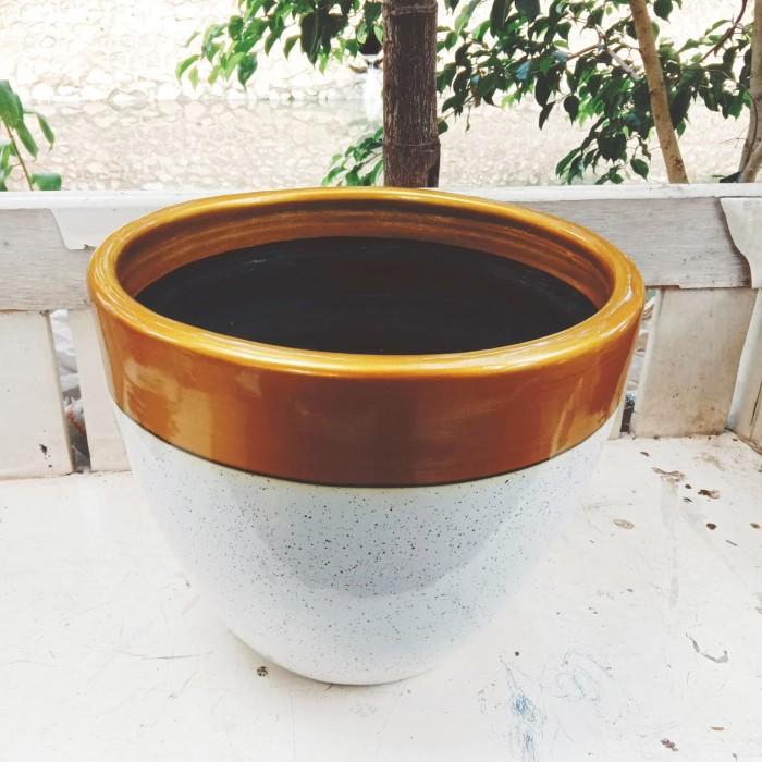 pot keramik/pot gerabah/pot tanah liat/pot bunga putih diameter 32 cm - Emas Putih