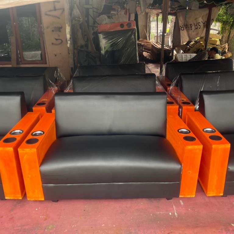 Sofa Rental PS