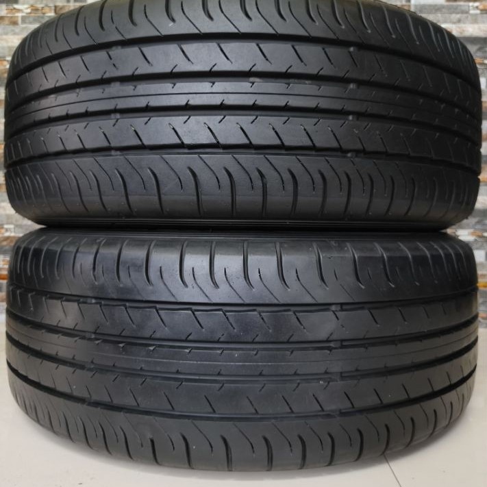 Dunlop SP Sport Maxx 050 215/55 R17