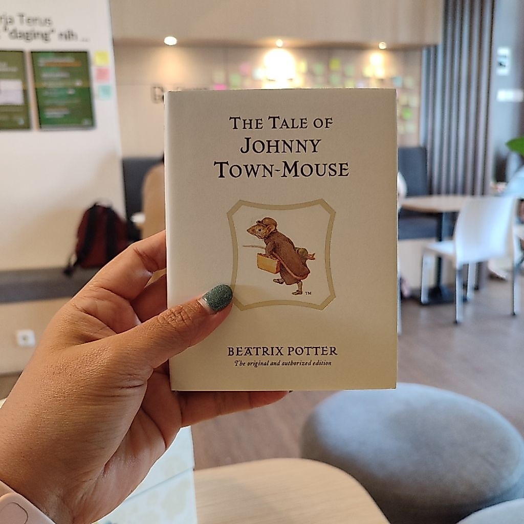 BIG BAD WOLF BOOKS • THE WORLD OF PETER RABBIT BOX (ECERAN) - (13) THE TALE OF JOHNNY TOWN-MOUSE - C