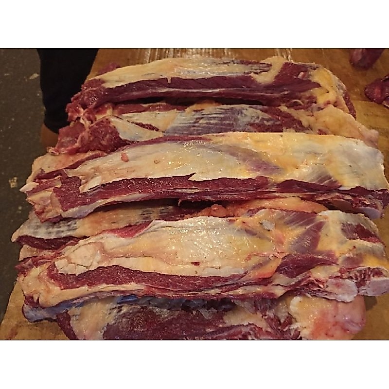 Tulang Iga Daging Sapi Segar / Tulang dan daging Bagian Iga / Sapi Lokal