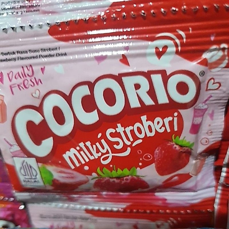 Cocorio Milky Strawberry 1renceng (10pcs)