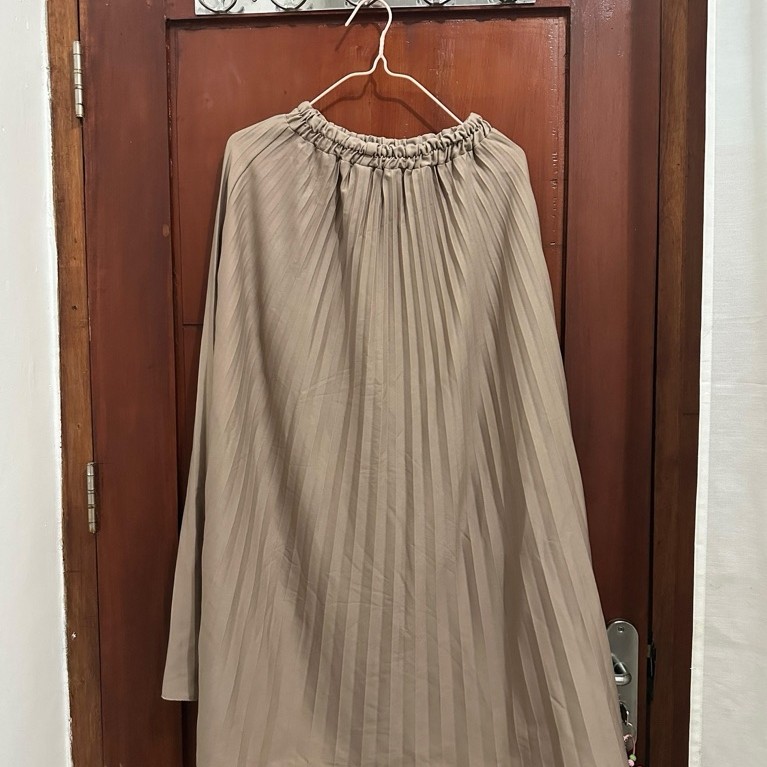 preloved rok coklat