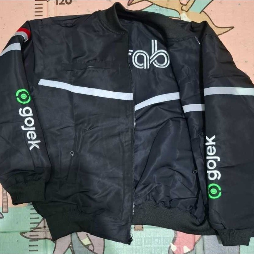 JAKET BLACK GOJEK GRAB #JAKET GOJEK BOLAK BALIK GRAB HITAM SEMUA# JAKET GRAB HITAM BOLAK BALIK GOJEK