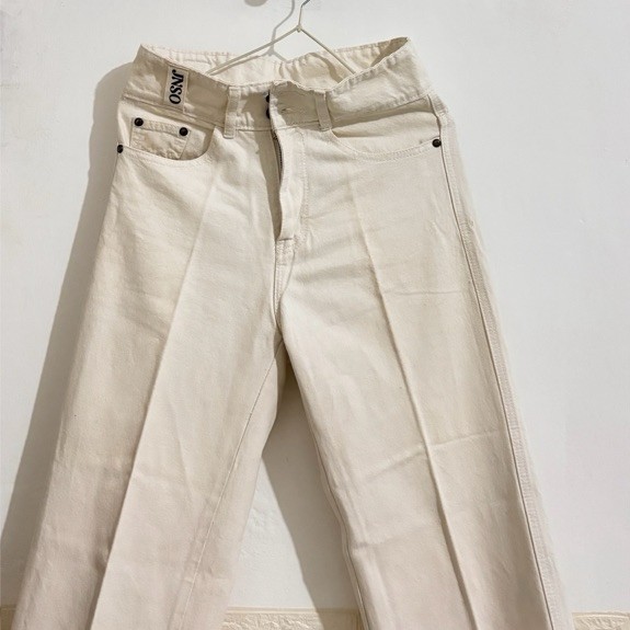 celana jiniso